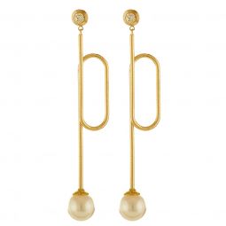 Σκουλαρίκια μεταλλικά κρεμαστά 10cm ,με στράς και πέρλα, σε χρώμα χρυσό