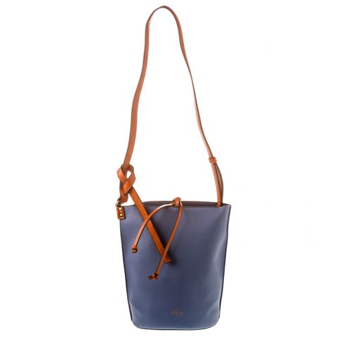 Τσάντα από δερματίνη (20cm x 30cm x 15cm) με εσωτερική τσέπη, φερμουάρ και διακοσμητικό λουράκι, λουρί ώμου 120cm,χρώμα μπλέ,ταμπά
