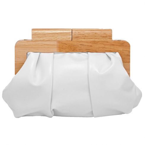 Τσαντάκι φάκελος από δερματίνη και ξύλο με ιδιαίτερο κούμπωμα (25cmX21cm) σε χρώμα λευκό