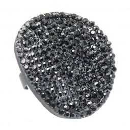 Δαχτυλίδι μεταλλικό σε σχήμα δίσκου, σε χρώμα μαύρο με διαφανή κρύσταλλα